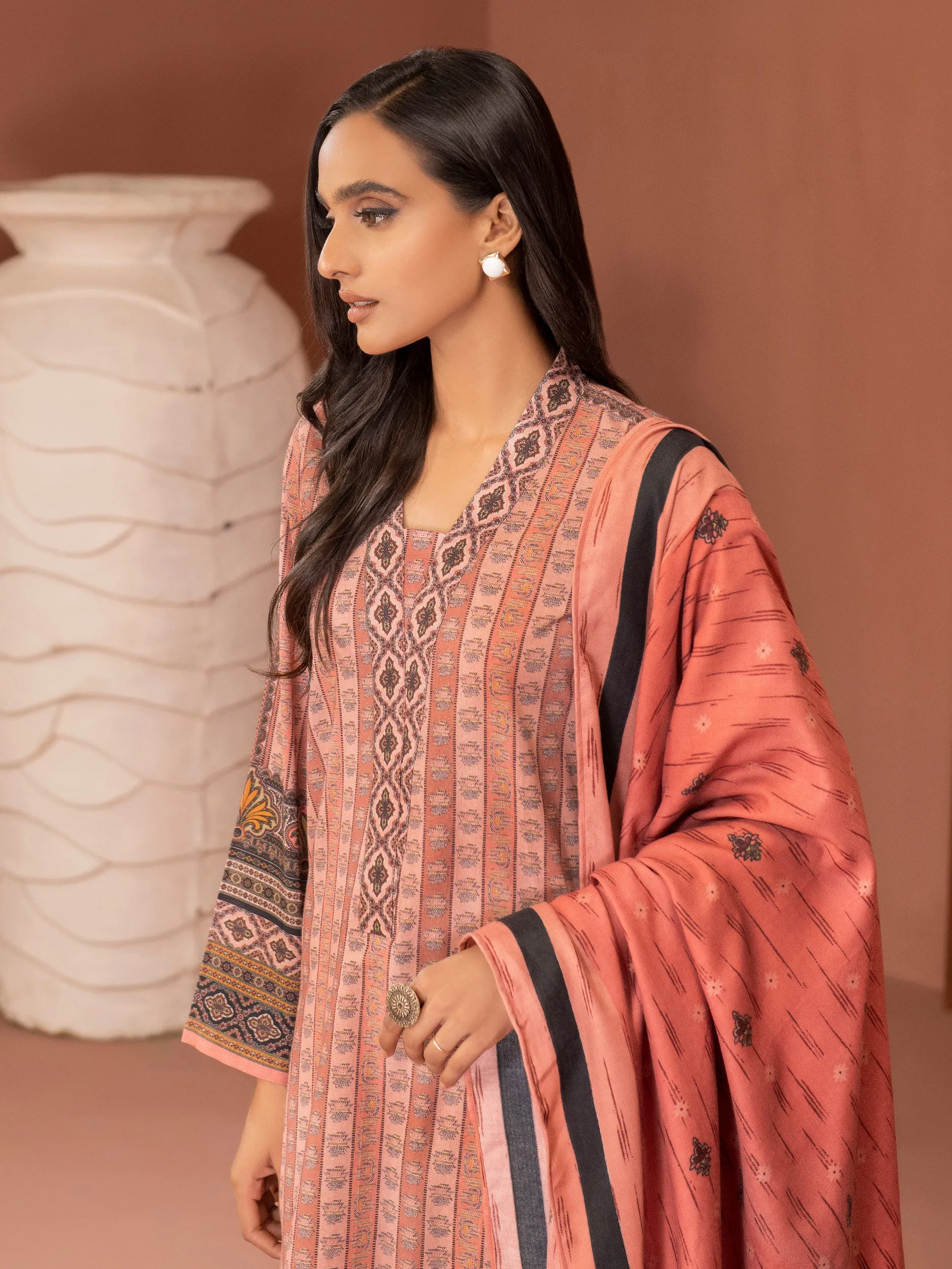 2 Piece Khaddar Suit-Printed (Unstitched)