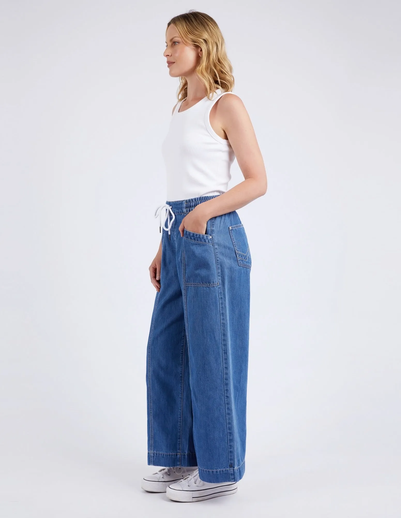 Alora Wide Leg Jean Mid Blue Wash