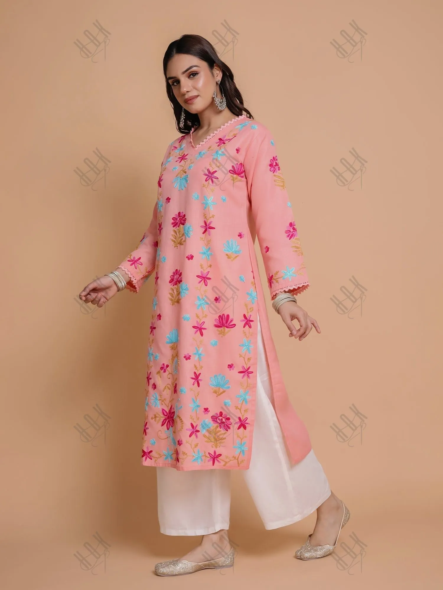 Falak Kashmiri Long Kurta - Peach