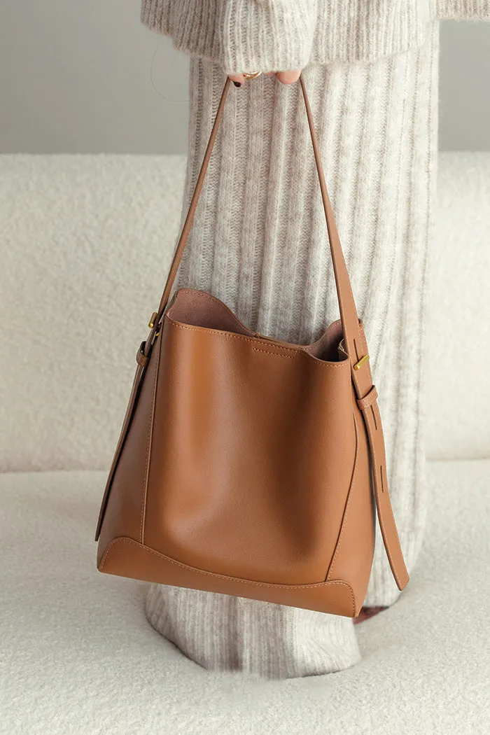 Minimalist Bucket Bag in Genuine Leather | Leather Shoulder Bag, Chic Crossbody Bag, Gift for Her