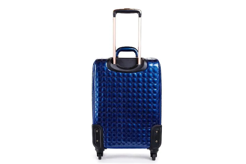 Tri-Star Durable Flexible Carry on Luggage with Spinning Wheels